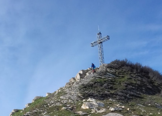 Sentiero per il Pizzo d'Evigno